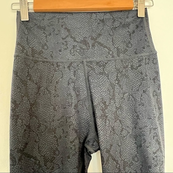 ALL FENIX Python Charcoal 7/8 Legging - Picture 7 of 7